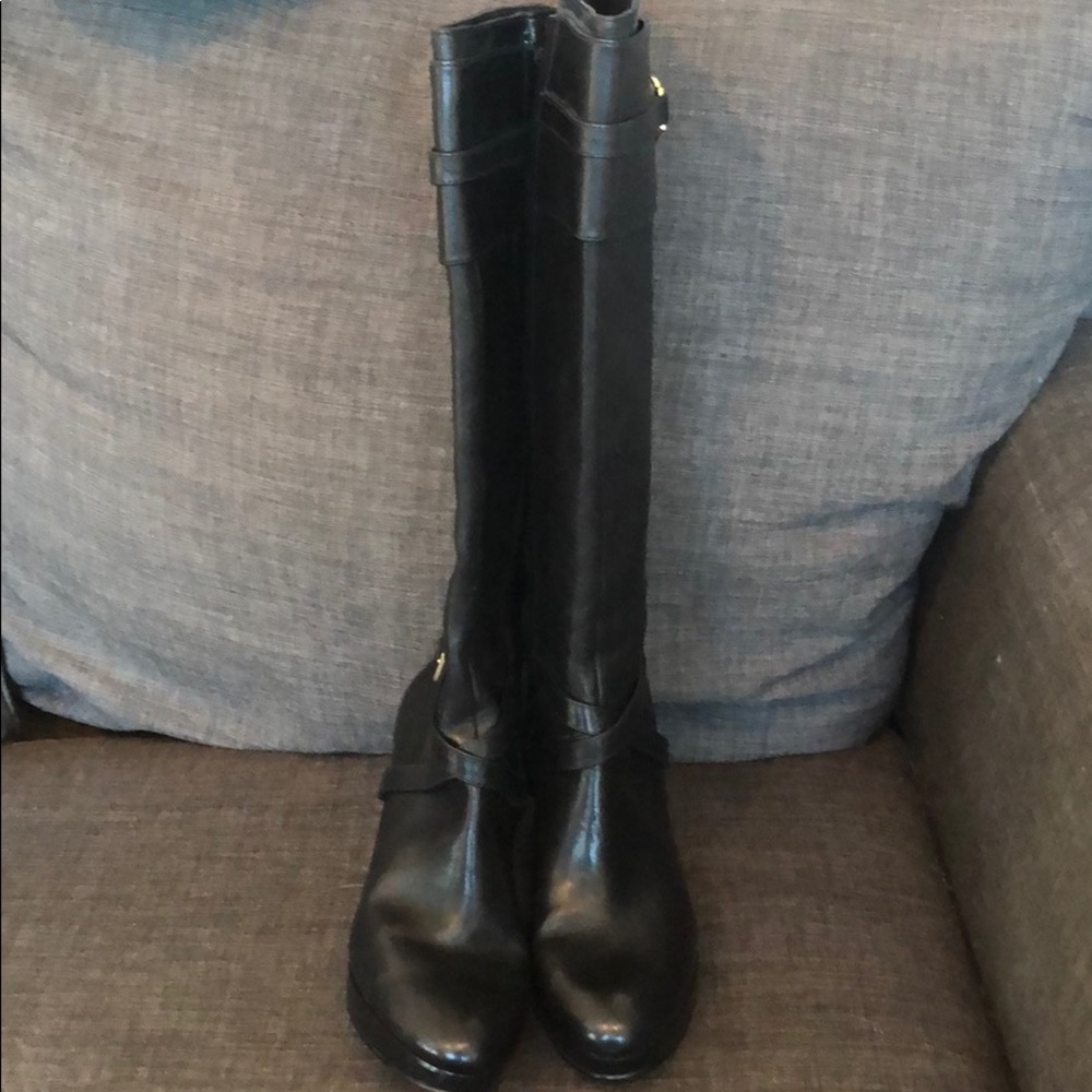 AMAZING CONDITION-COLE HAN NIKE AIR BOOTS